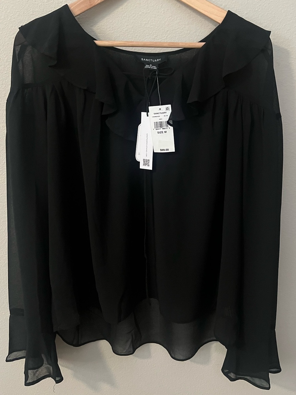 Sanctuary Chiffon V-Neck Blouse Top in Black NWT - Picture 4 of 8